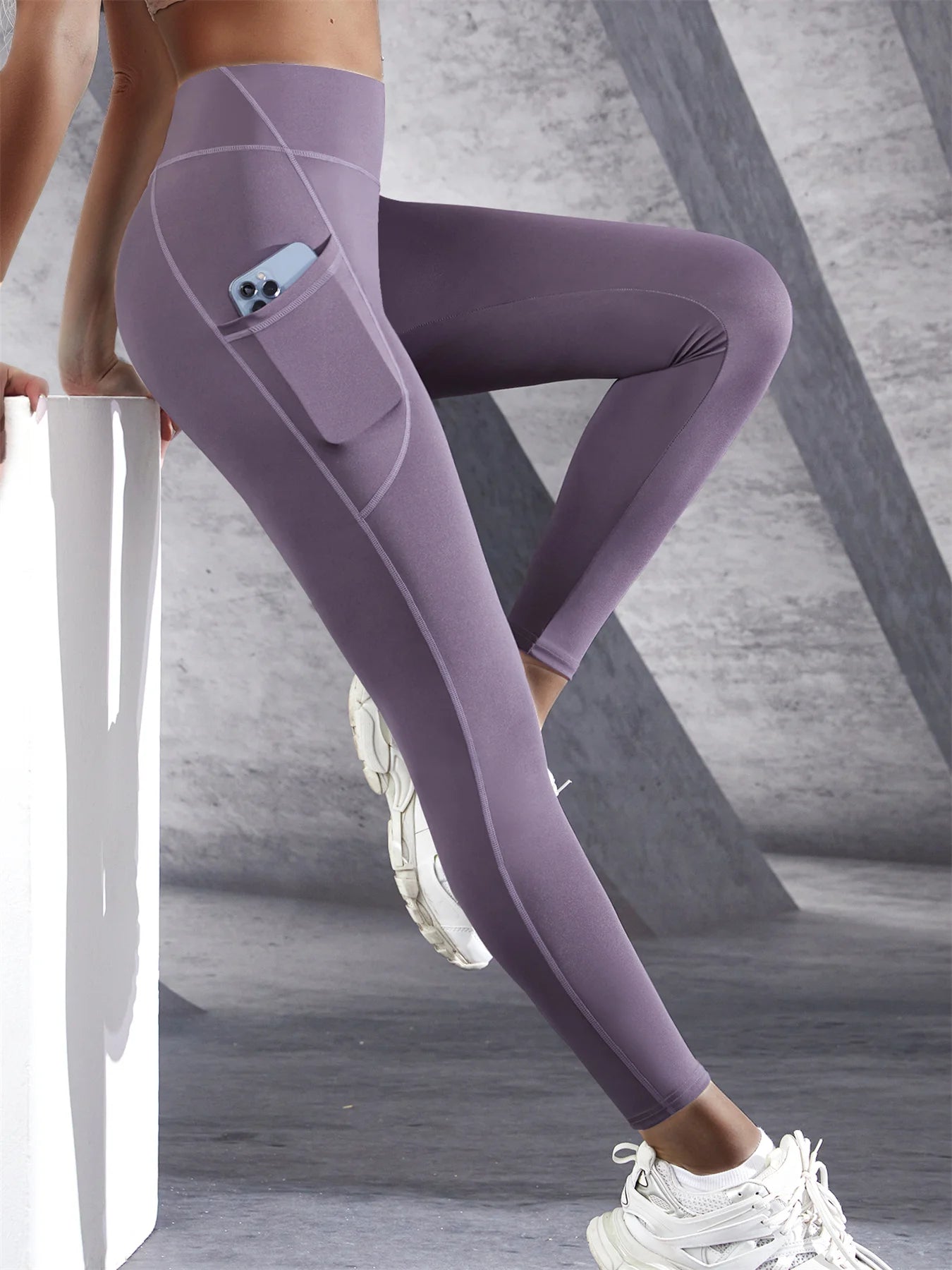 High-Waist Push-Up Leggings with Pockets