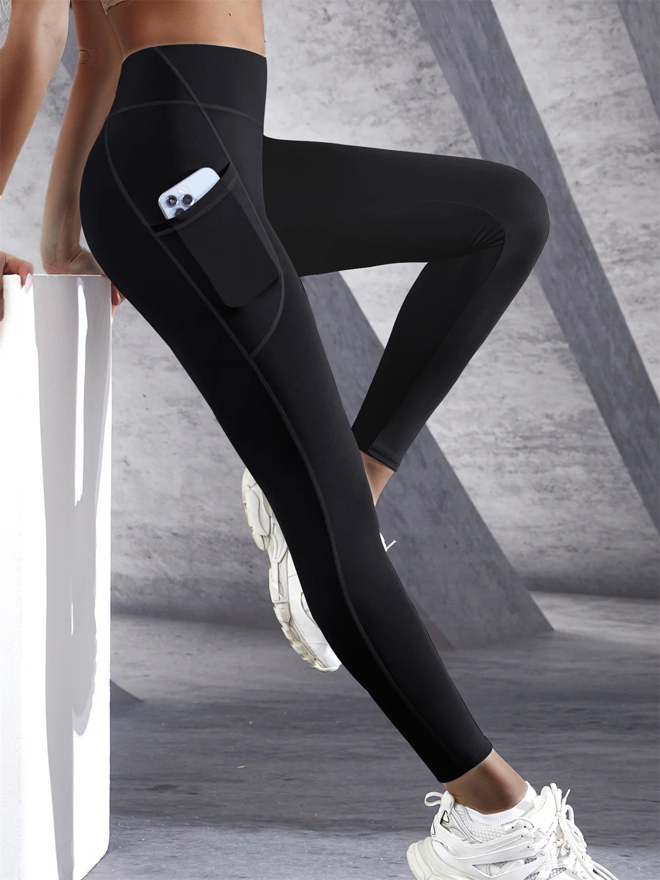 High-Waist Push-Up Leggings with Pockets