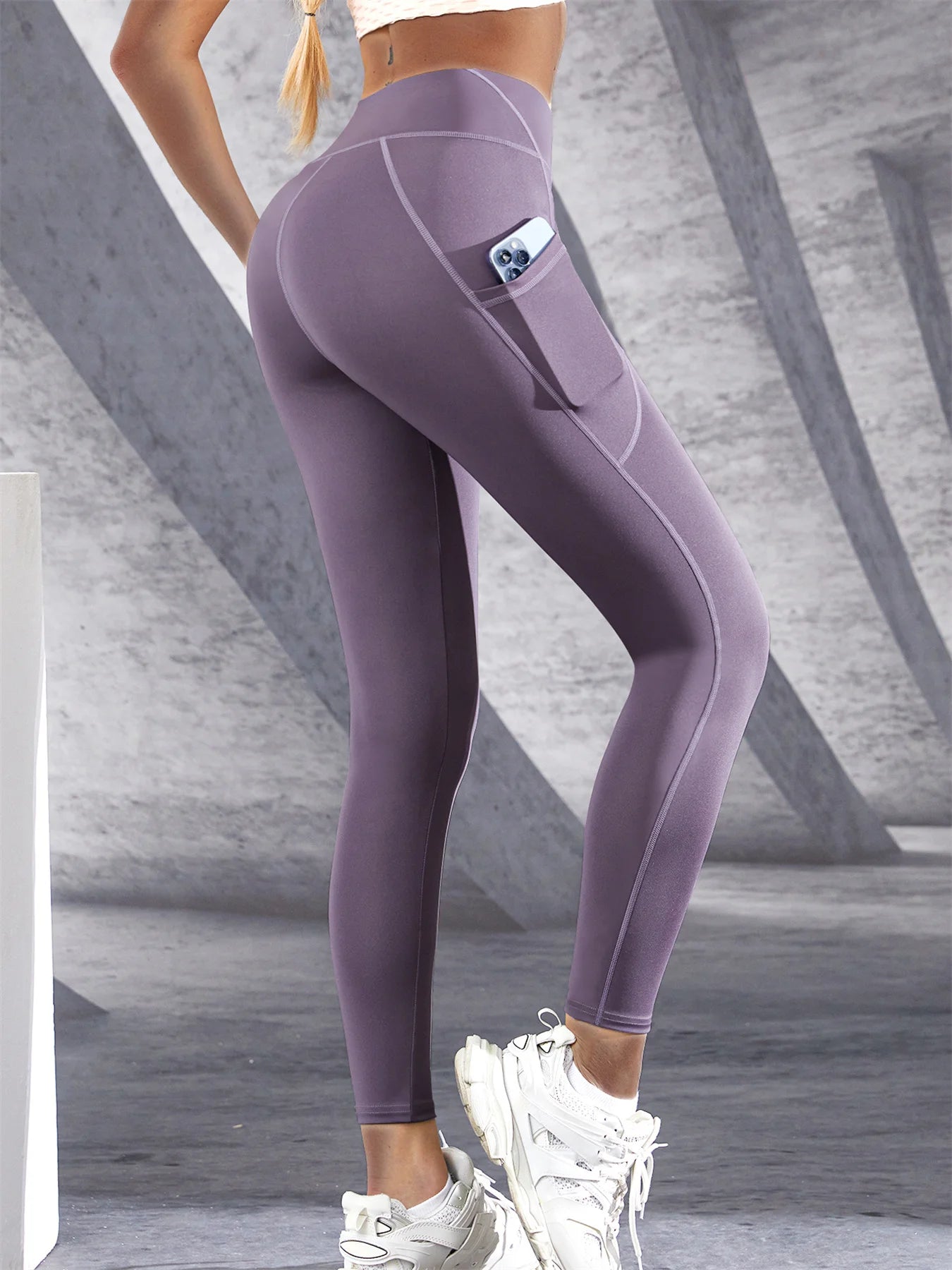 High-Waist Push-Up Leggings with Pockets